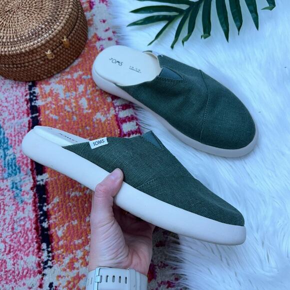 TOMS Green Lightweight Slip On Mules 10 - Picture 1 of 10